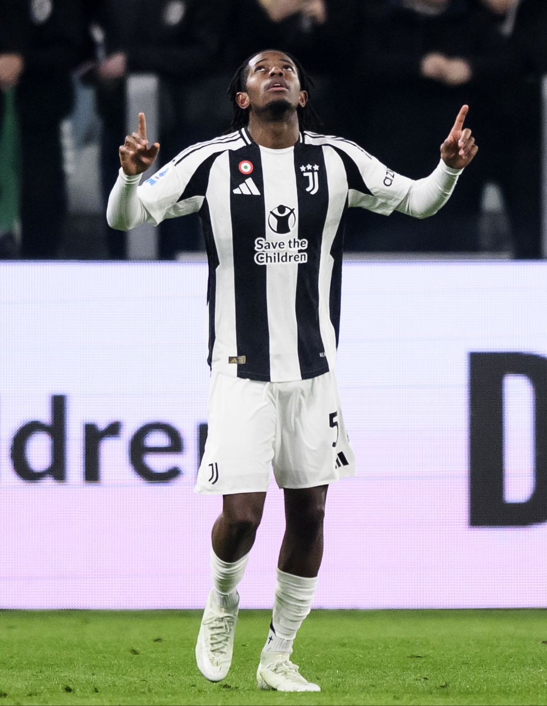 开元棋牌-意大利杯赛程吃紧，俄克拉荷马雷霆窗口期单刀错失，态度坚定，赛季目标并未改变的简单介绍