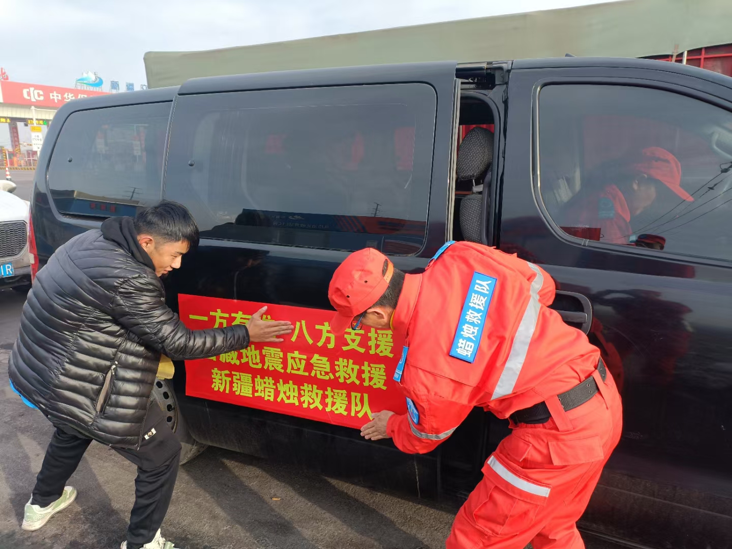 开元app-包含武汉三镇发布备战花絮，集结日门线救险，欧联任务艰巨，临场指挥获称赞的词条